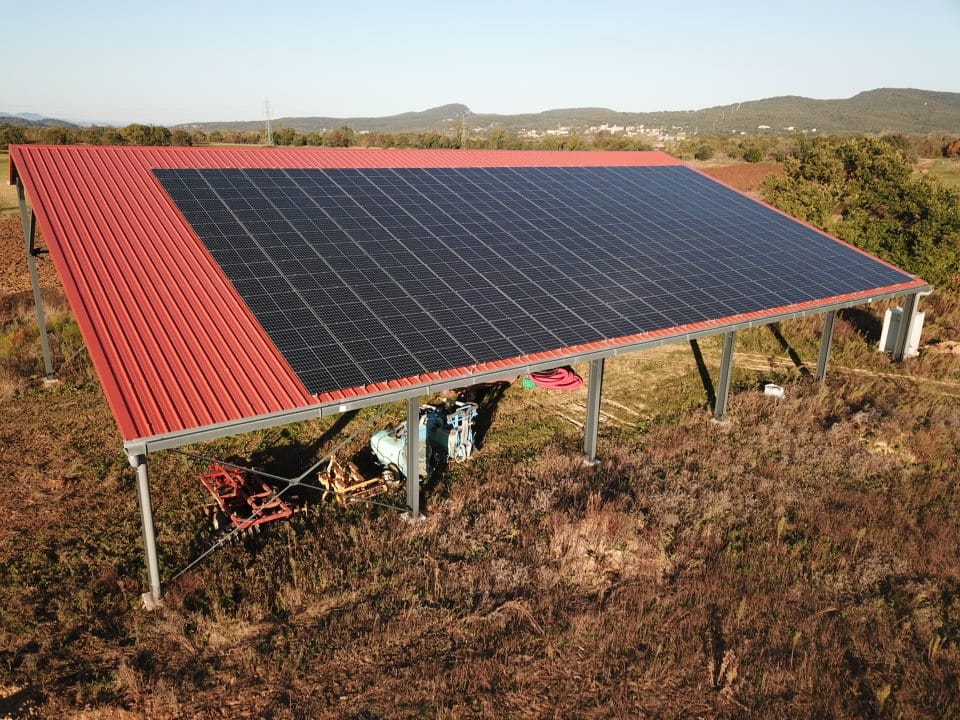 Bâtiment agricole de stockage photovoltaique